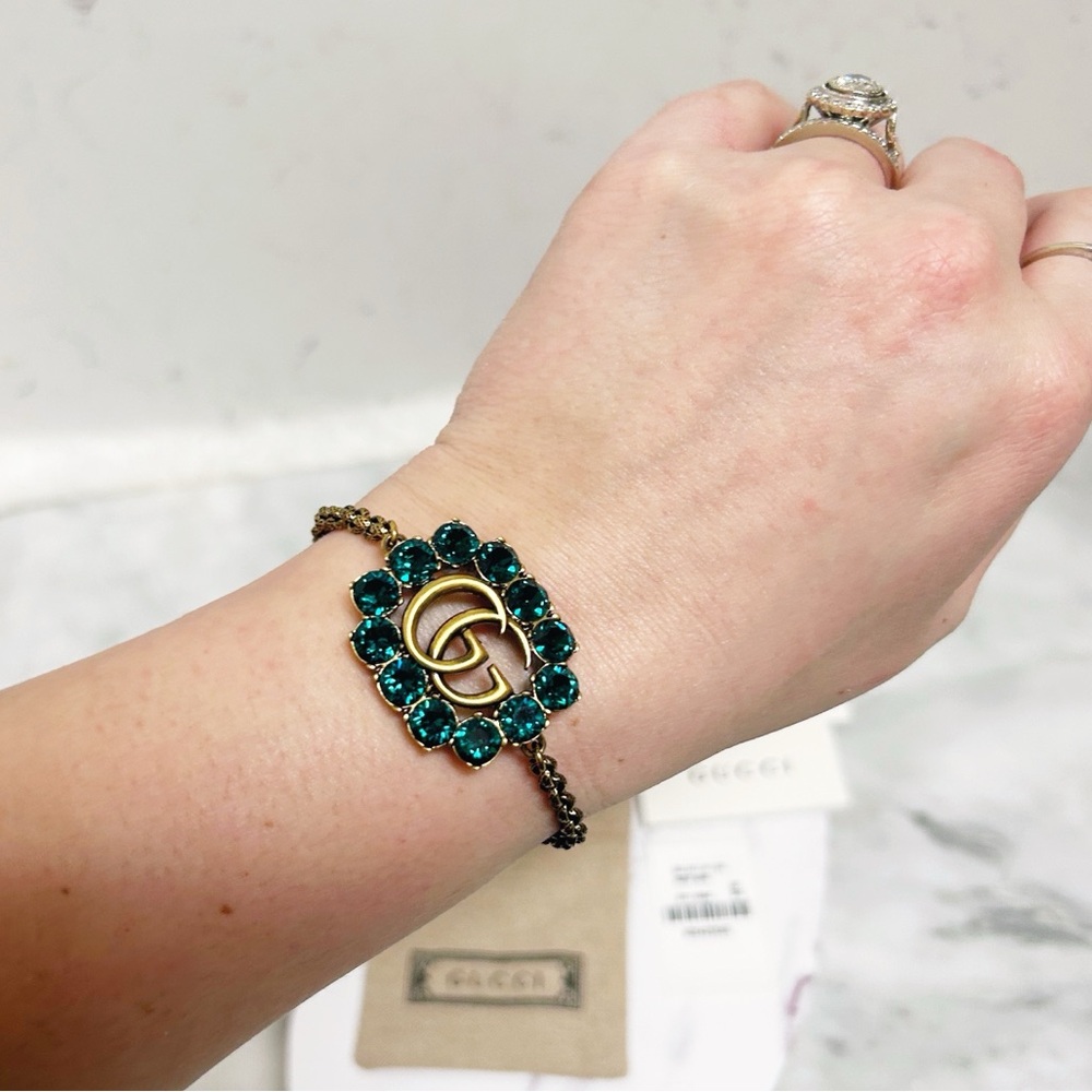 Authentic Gucci Antique Gold Plated Crystal Embellished GG Chain Bracelet - Picture 4 of 15